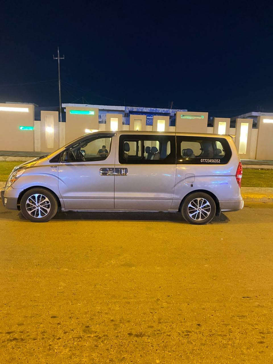 سلام عليكم
ستاركس للبيع موديل 2013مسكر اصل بحري مكينه مجول جديده مكفوله عد جاملغ خلفي صفحه السايق رش من كوريا  السياره جاهزه مناقصها اي شي
 ***********
