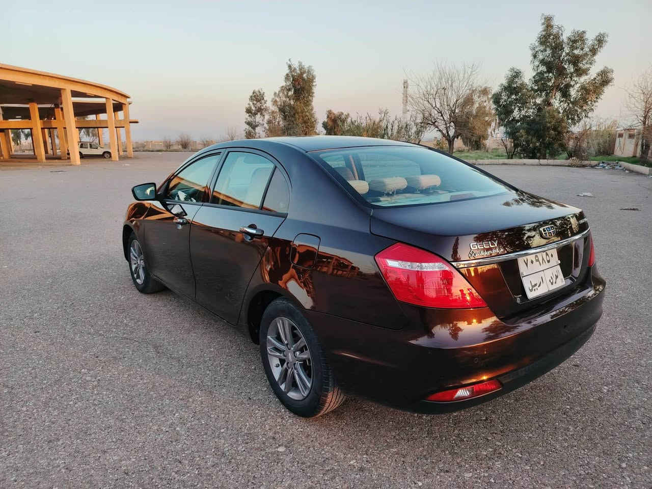 جیلی ئیمگرانت مۆدێل ٢٠٢٠ یەک چاملخی پێشی بۆیاخە بێناو گرتن سەیارەکە فولە بەس سلاید نیە تەنها ١٢٤ هەزار رۆشتوە گێڕ و مەکینە بەشەرتە سەیارەکە بە ئەوەلیات دەفرۆشم حیدزی لەسەر نەبێ مالی کەس نەبێ
نرخ 60
ژ.م *********** كويسينجاك, أربيل
