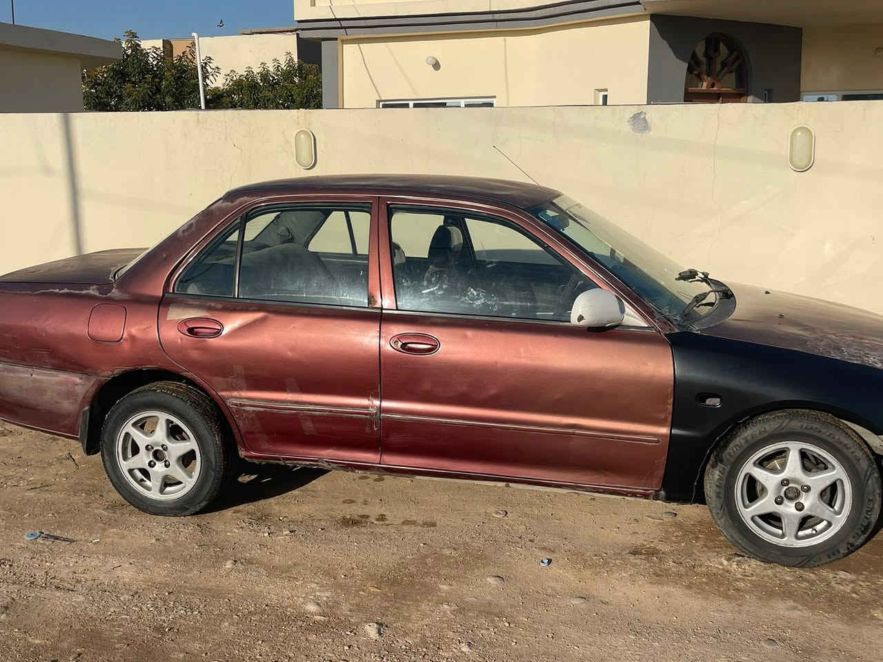 بروتون ويرا 2004  للبيع سنويه 2027  سياره السعر 32 
 
تحويل ثاني يوم رقم الماني 

***********
سعرها خاص ماسنجر او واتس اب
