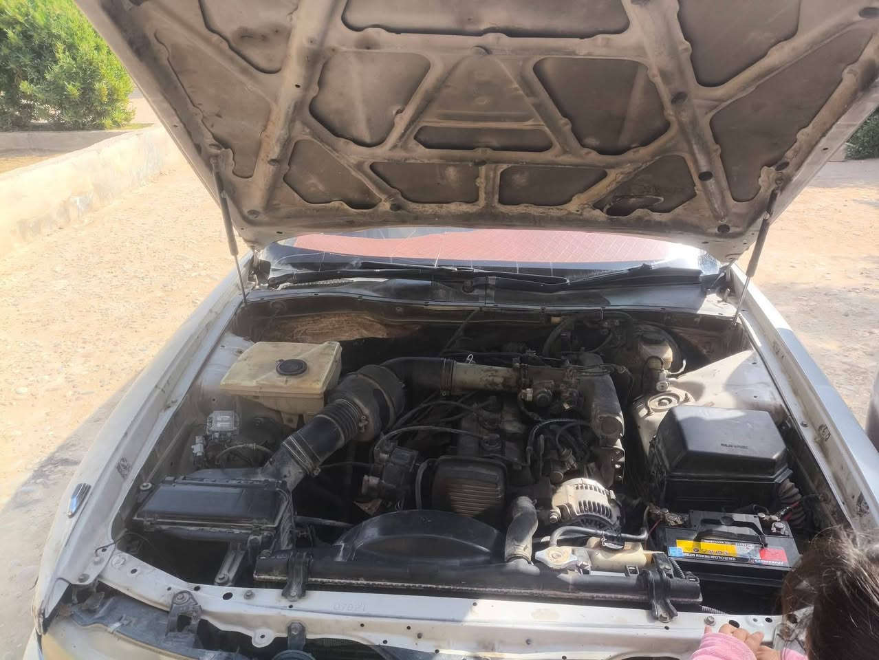 مارك شيزر للبيع كير ومحرك ونجي شرط
مكصوصة تكم بدون ارقام تبريد +تدفئه
 الكهربائيات كلها شغاله السعر 15 وبيها مجال  
المكان صلاح الدين بيجي ناحية الحجاج  
 للاتصال ***********
             ***********
