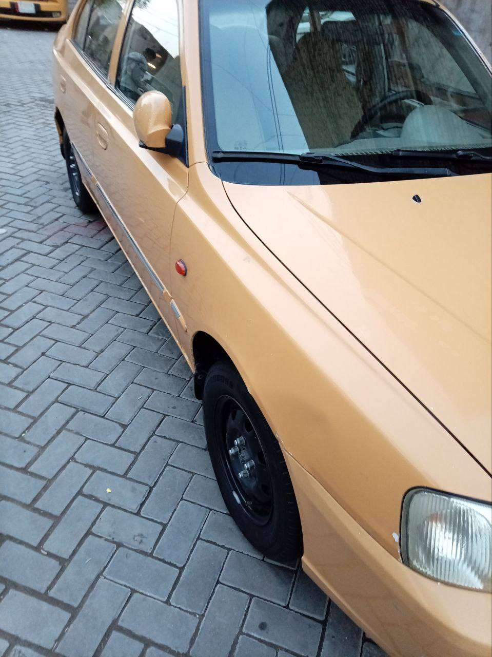 السلام عليكم سياره للبيع فيرنا موديل 14 صبغ شركة كامره وشاشه تخم تايرات صدر جديد دوشمه جديده تبريد ثلج هيئه غرمات  مصفره رقم الكليزي بغداد مدينة الصدر سعر 75 رقم هاتف ***********
