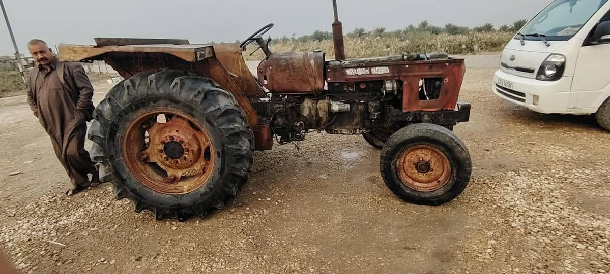 السلام عليكم مكينه للبيع عنتر موديل 71 رقم او سنويه  مكان ديوانيه قضاء الدغاءء///***********🫠
