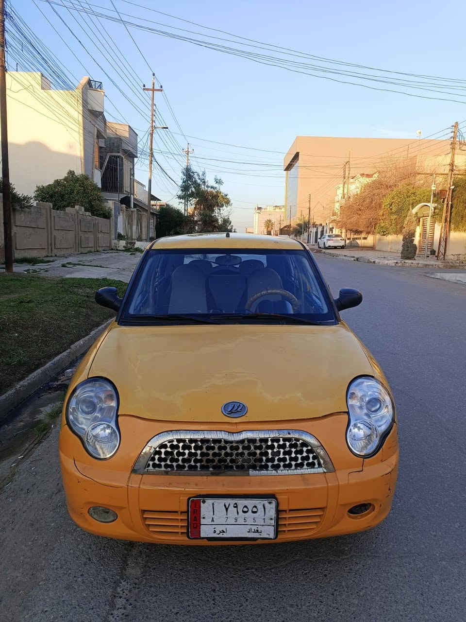 ليفان 320 2012
كير ومحرك شرط 
بدون ضرر رقم بغداد كهربائيات كلهاا شغاله طخم تاير جديد باتري جديد صدر امامي جديد 
رقم بغداد شرعي  بل موصل هيئه 450 عل شاري السعر 26 بيهاا مجال شي قليل ***********
