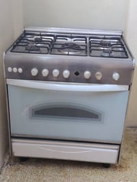 طباخ مستعمل شغال..  يرادلو تصليحات بسيطة السعر 40 الف… التواصل 0771687...