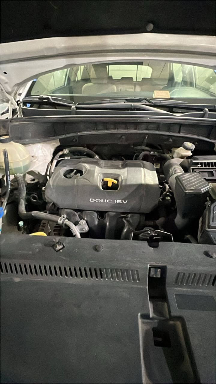 سلام عليكم توسان خليجي  موديل 2018 رقم بغداد باسمي  جديد ماشيه 103الف مري شفط يدات نيكل  بيه بنيد مبدل فقط بدون دواخل بيه بارد بسيط في اسفل الأبواب اليمنى تخم تاير صدر امامي خلفي مكفول محرك كير تبريد مكفول المكان بغداد الكرخ السعر 173  
الرقم ***********
