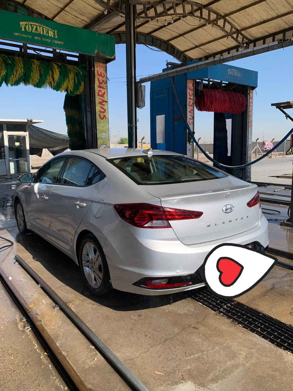 النترا للبيع موديل2020
نص فول  رقم شمالي بسمي 
رادارات كامرة دوارة 
محرك 2000دوش 
وارد امريكي حادثها مثل ماموضح بلصور بدون ايرباك السيارة
بيها طخه بالدوسه 
كروس سرعه 
٣ انظمه قيادة

وبقية المواصفات المعروفه بالالنترا 
معروضه 150 وبيها مجال 

***********
