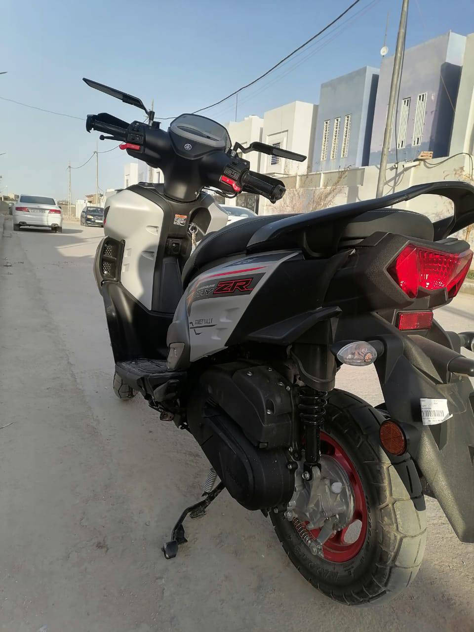 ZRموديل25 
مراوس فقط 
بلون زيتوني دراجه بل كارتون ماشيه 1300
***********
