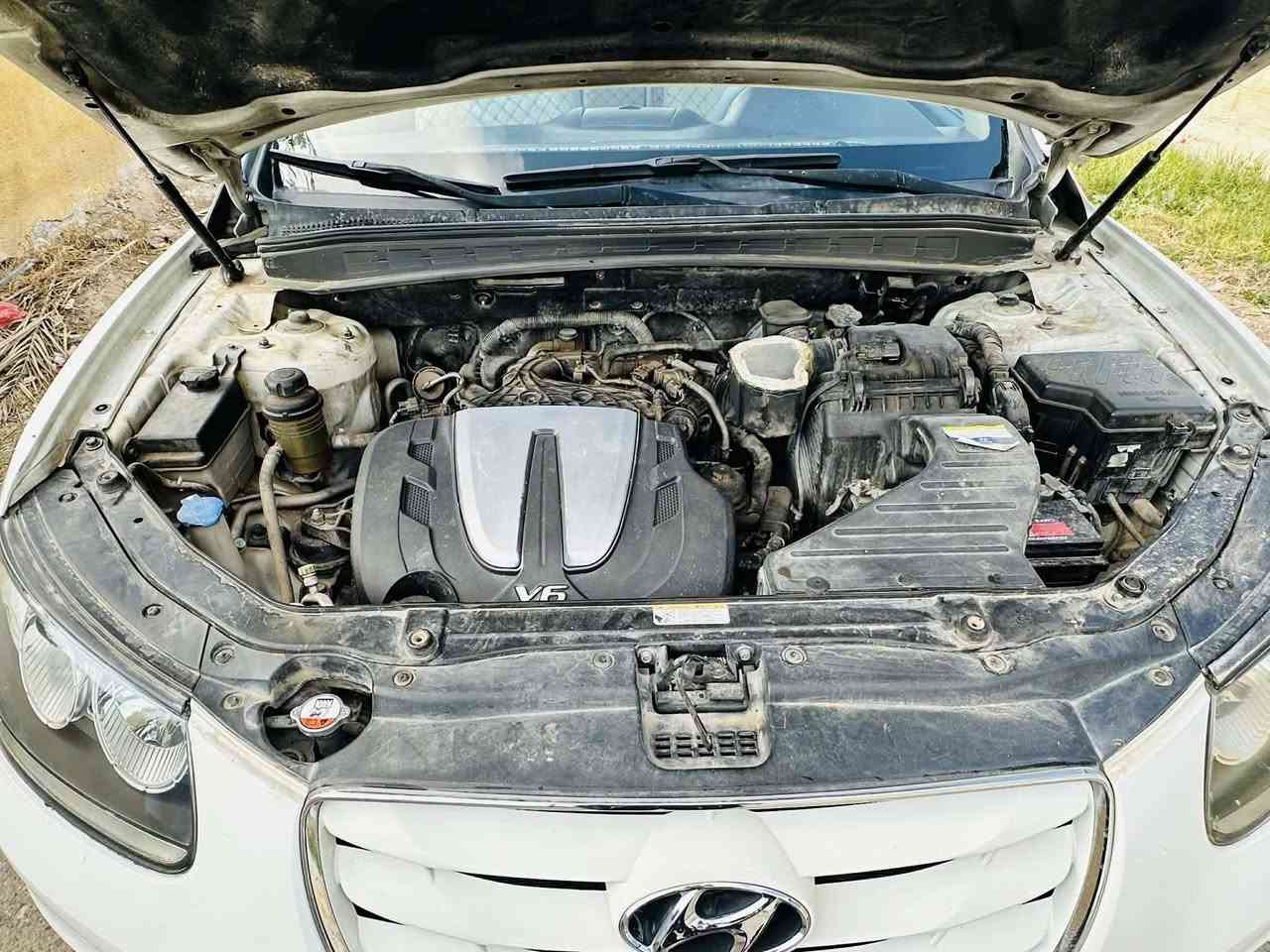 مكلف بلنشر
للبيع سنتافي.خليجي مكفوله كفاله عامه عدا الي مأشر عليها 
السعر 160 وبيها مجال .مكان السياره. بسمايه .
رقم صاحب السياره ***********
