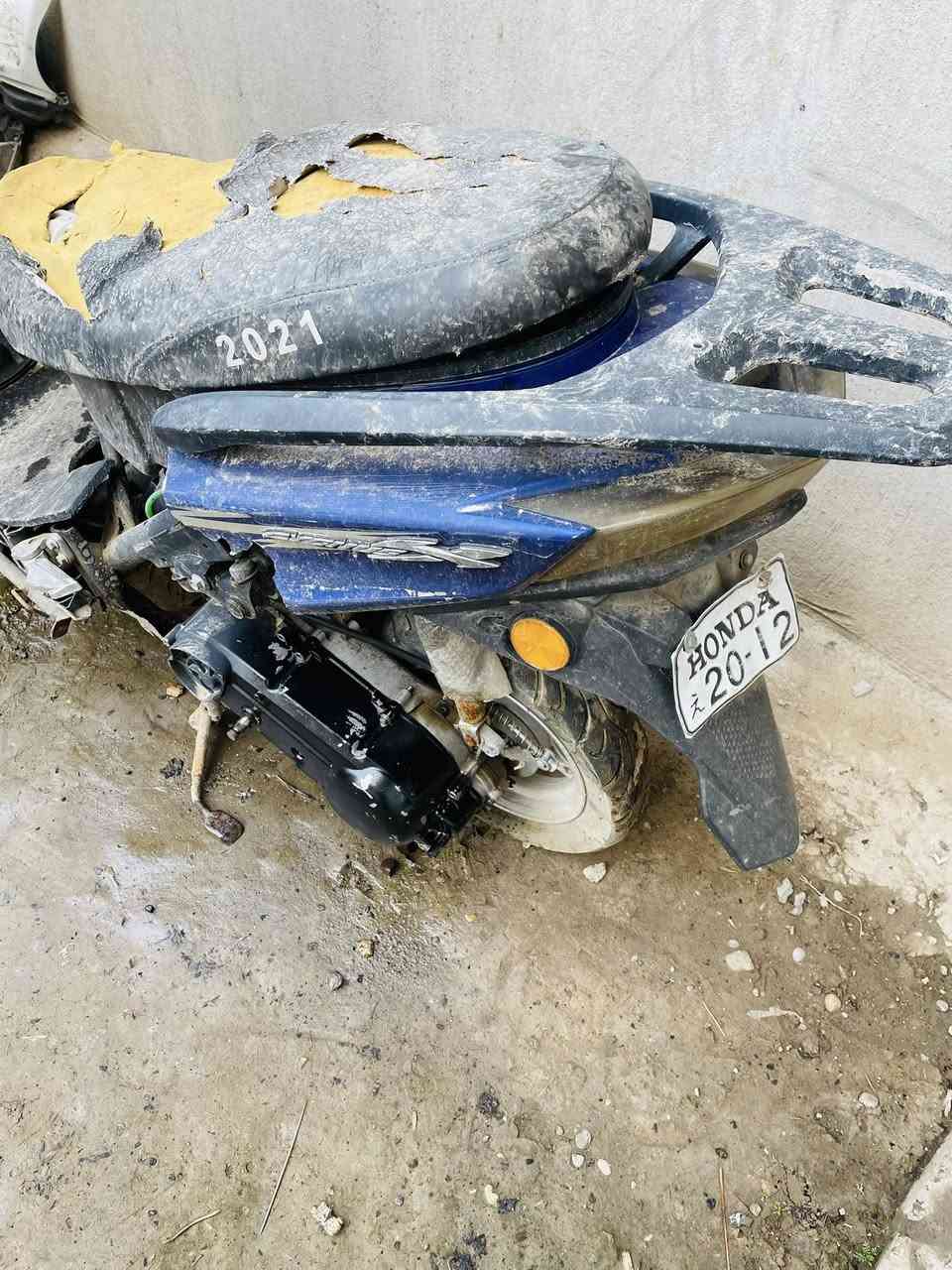 سلام عليكم ماطورين ماكس سكنس كايم ويحتاج ترتيبات كفرات وره وتجفيت يحتاج كهربياته شغاله كامله سعره 75 الزرك الماكس سكنس وثاني كامل شغال يحتاج فقط تجفيت وترتيبات سعره60 وبي مجال قليل الاحمر مكاني كركوك حي النصر يم المستشفى مال الولاده جديد رقمي ***********
