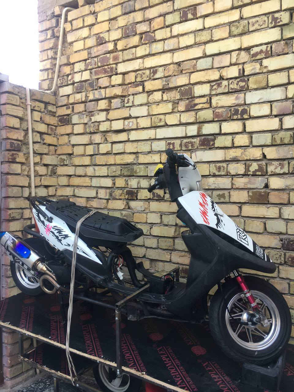 سلام عليكم 
ماكس مزود محرك 63
كور 4ولفات سمارت مشيف يشغل 68
روله سمارت حجم 1200
بوشه وبستم سمارت 63
راديتر تبريد دهن
كلج توبو تخم كامل 
جوين رياضي فافون 
كابريتر قفاز حجم 34
صالنصه حلزوني
سلفWF
فج وصينية توبو 4بساتم
دراجه نكره بكل وقت ودراجه كلش قويه تطلع بيهه علدوس مكفوله من تبخير او تنقيص دهن او صوت بلمكينه او نضوح باقي تفاصيل خاص وبلخدمه رجأن لمو شراي وما يعرف بسعارهن لا يتعبني ***********
