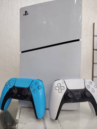 بلاي ستيشن ٥ • العاب واضحة • للبيع