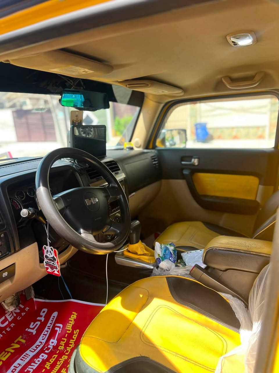 HUMMER H3
بدون صبغ موديل 2007 رقم بغداد مميز 
ولون مميز منظومة غاز 
تبريد ميحتاج اسولف بيه لان معروف تبريد الهمر 
125$ 
‏‭***********‬
