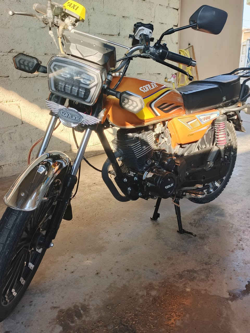 سلام عليكم دراجه البيع موديل٢٠٢٥ مكينه ٢٠٠ اوراق كامله مكاني المحموديه ناحيه الرشيد *********** السعر 775 وبيها مجال
