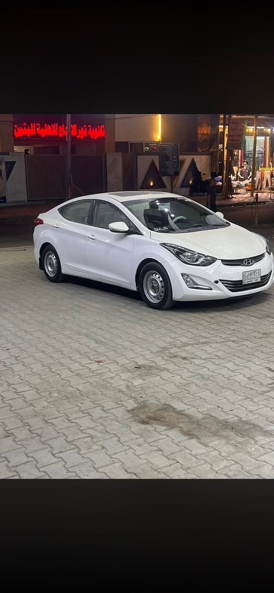 السلام عليكم النترا 2012 فول واحد على واحد مكينه 1800 سونار مرفق بغداد بسمي سعرهه 100 وبي مجال 
***********
