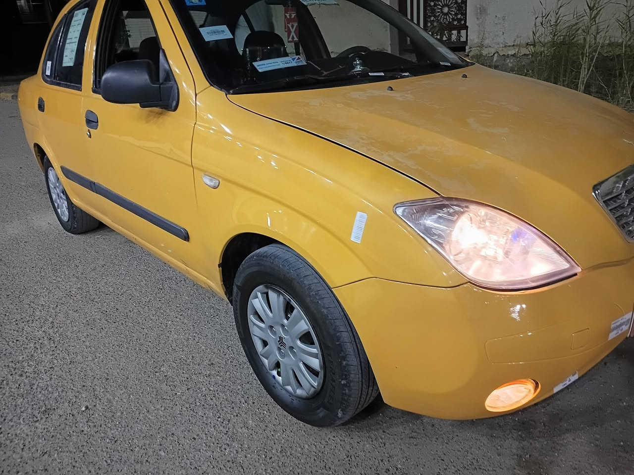 طيبة موديل ١٥ رقم نكليزي وهزة جديدة 
مصفرة هية وغرمات تبريد محرك كية خير من الله جدد كشرها شوفتك عينك بيها ملاحضات صبغ بدون ضربة لا تبديل سعر ٣٥ الهاتف ***********
