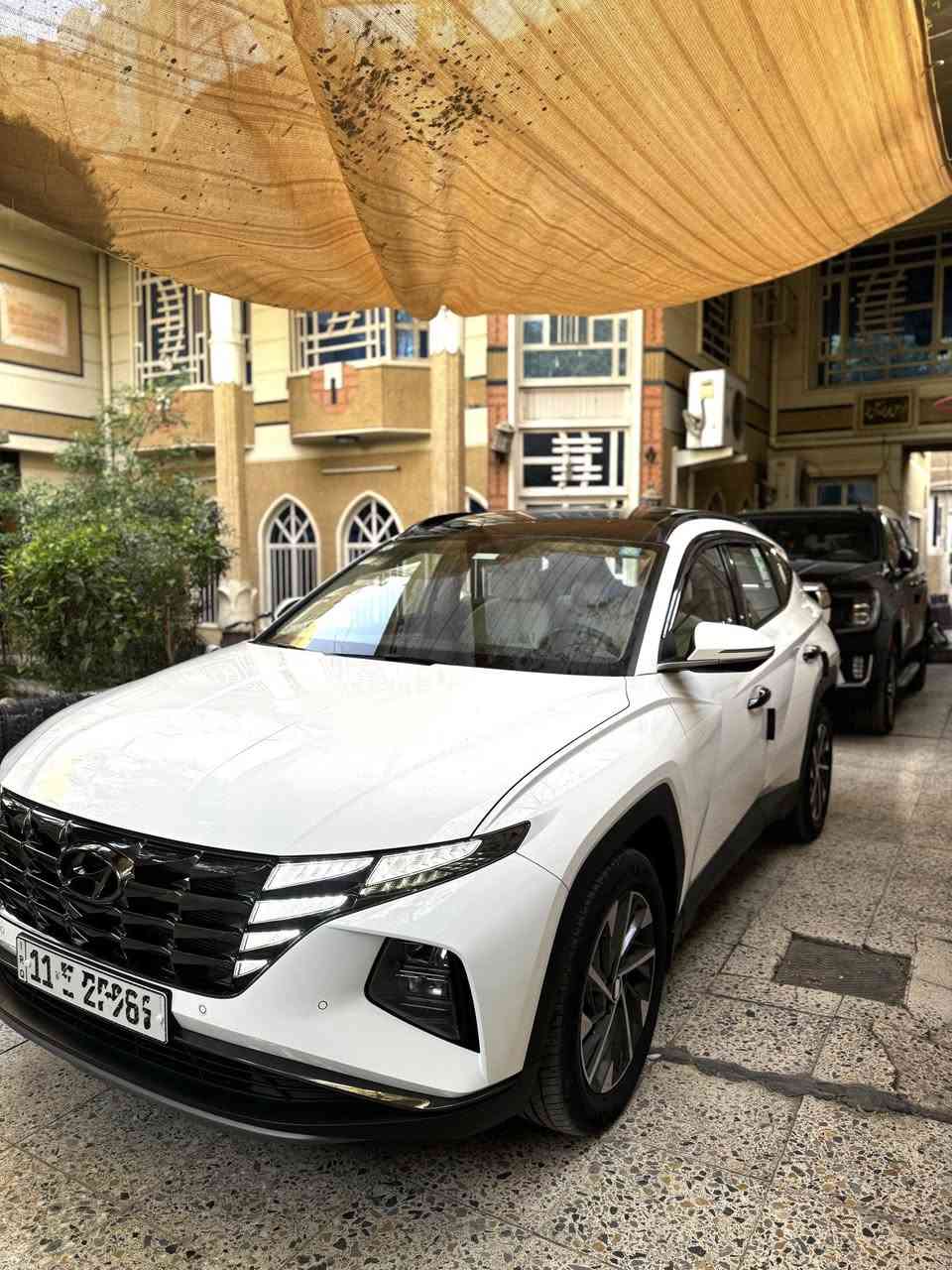 سلام عليكم للبيع توسان موديل 2024 فول مواصفات 1/1
1-بنوراما 
2-مقاعد اثنين كهرباء 
3-مقاعد اوف وايت
4-اشارات ترحيب 
5-شاشه كبيره 
6-رادار خلفي +جانبي +امامي
7-ماشيه 16km
8-كاربلاي
السعر 222$ وبيه مجال نشاءالله 
للاستفسار الرقم ***********
