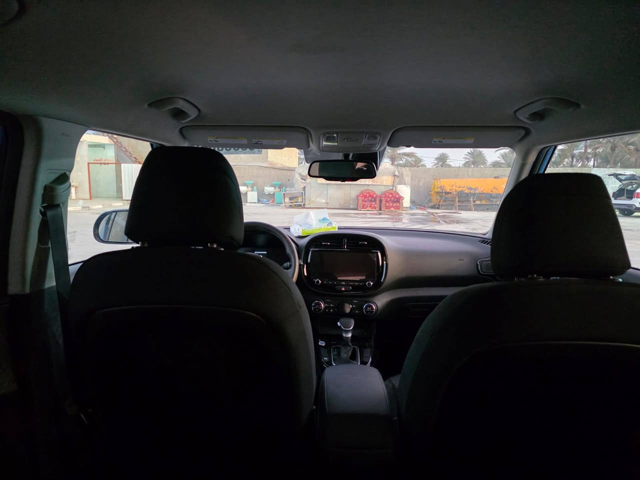 السلام عليكم 
كيا صول موديل 25 
المسافه المقطوعه 4000mi
دخول جديد بسمي تترقم جميع المحافظات 
بدون صبغ بدون تبديل يرباك دركه فقط
عليه عرض العيد 150$بدل158$
ترهم مراوس 
مكاني بابل 
 ***********
