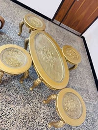 طاولة • للبيع