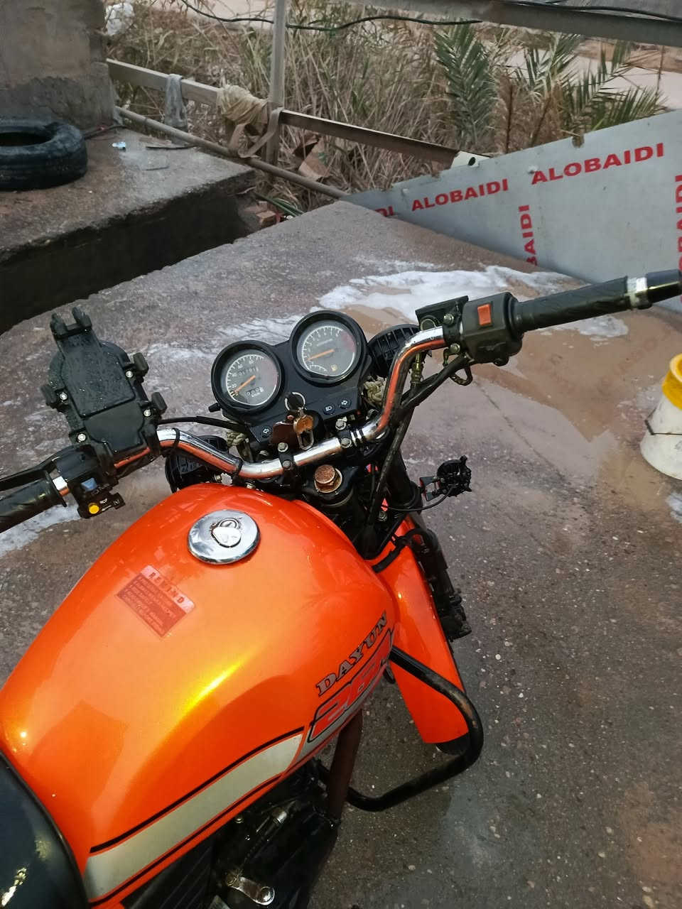 السلام عليكم شباب دراجه دايون نفخ موديل 20. مامفتوح ولابرغي بيها أوراق أصوليه مكاني بصره التنومه سعرها واحد و١٠٠وبيها مجال حك الجيه وهذا رقمي ***********
