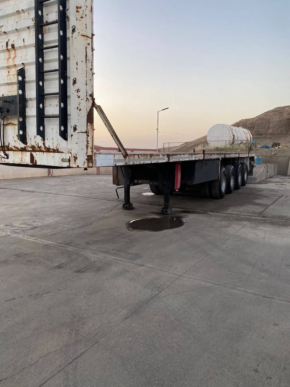 عربانه عبدالله جوهر فصل ربط اربيل
موديل 2017
سعر 130 $ بيه مجال 
معرض حجي رمضان اربيل كلك 
***********
***********
