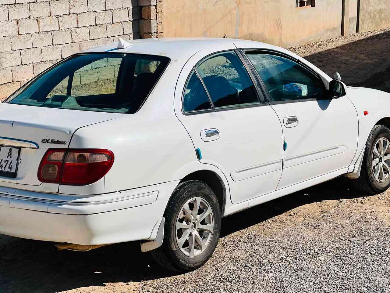 السلام عليكم مكلف بلنشر سيارة صني موديل 2001 گير ومحرك شرط رقم انگليزي اصلي ما محور سنويه لل2030 سياره جاهزه ما ناقصها شي السعر 63 
رقم صاحب السيارة (***********)
