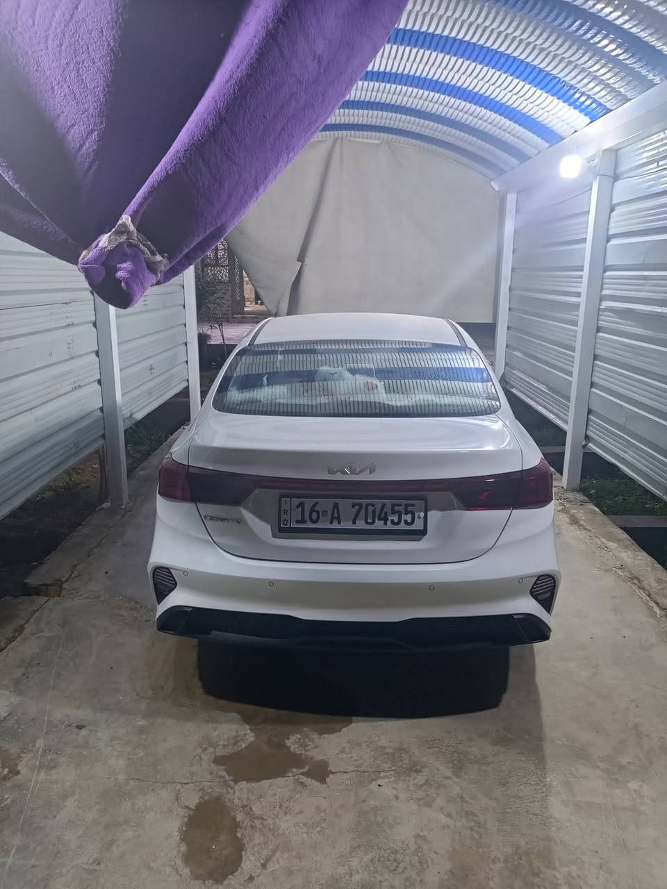 كيه سيراتو مديل 24 ماشيه 7  الف نص فول مكينه 200 السعر 185 وبيهه مجال مكان السياره ديوانيه قضا الحمزه ***********
