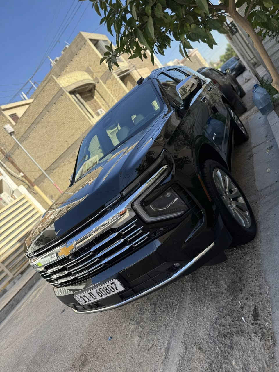 للبيع تاهو برايمر PREMIER خليجية موديل 25 اخت الزيرو ماشية 9 الف فقط  وكالة المنصور  بعدهة بالضمان رقم بغداد بأسمي كفالة عامة من كلشي ( لاشخط لابارد لا رصعة) اعلى مواصفات  ١/١:
شاشة كبيرة متصلة
جكات 
داتا شو (عرض على الجامة الامامية)
بانوراما
كامرات 5 محيطية 360 درجة
٣ شاشات
عدادات شاشة دجيتال
رادار امامي + تحديد مسار
رادار جانبي + نقط عمياء
دوسات كهرباء + انارة led
سستم صوت BOSE
ثلاجة
كشنات جلد ابيض خزن ميموري + هزاز كشن
تبريد تدفئة كشنات امامي + خلفي تدفئة
منافذ شحن usb,hdmi,typeC
ويل حجم ٢٢  كروم 
اشاير مري + مري شفط + هيتر مري
جنطة كهرباء + ستيرن كهرباء
سايد بريك بصمة
داخل بيجي + صاج ملكي
حساس امامي + خلفي
فور ويل
وباقي المواصفات المعروفة وكفالة عامة من كلشي والسعر 71 $ الف للاستفسار ***********
