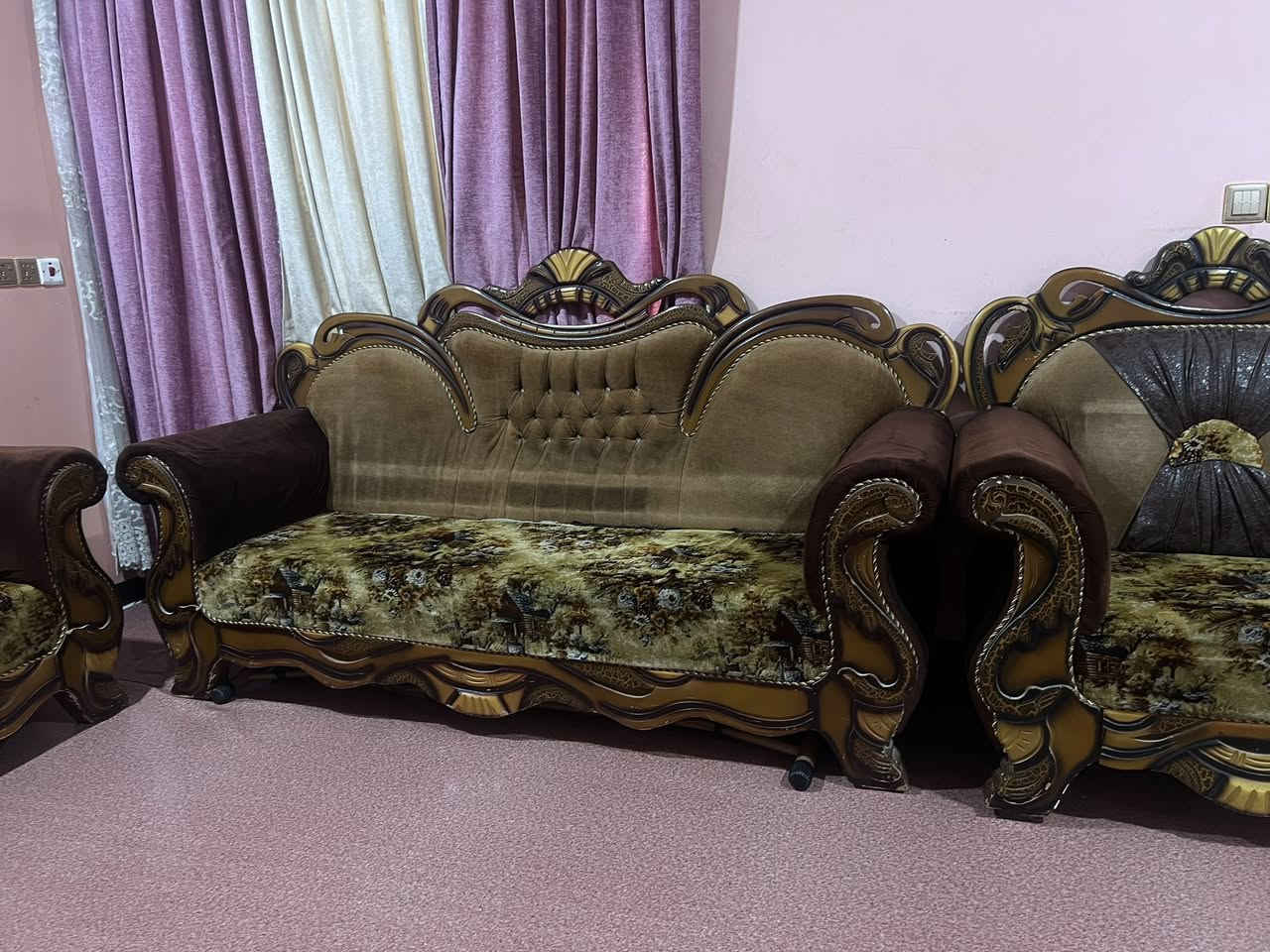 تخم ملكي صاج للبيع بسعر مناسب النجف


**إذا كنت صاحب هذا الإعلان وتريد حذفه لأي سبب، رجاءا أرسل رسالة إلى الدعم الفني**