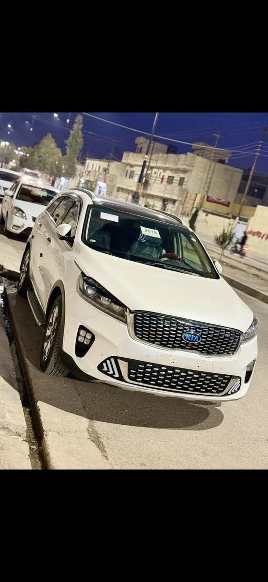 سيرنتو للبيع فقط موديل 18 فول مواصفات اعلى صفه جتي لاين محرك 4 سلندر GDi ماشيه 166 الف كلين بدون ضرر 
السعر 225 رقم أربيل ***********
