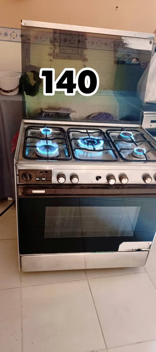 السلام عليكم للبيع عنوان كركوك حي النصر الثانيه للأستفسار ادخل خاص
*********** واتساب اي شي عندك للبيع اشتري
