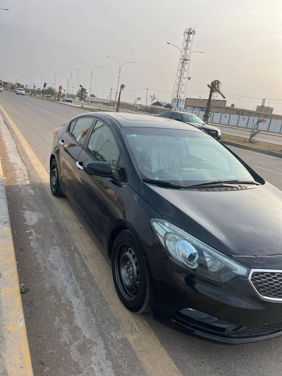 سلام عليكم
فورتي موديل 2016 سياره جاهزه عل اخير 
مكينه 1800 دوش مكينه كير حداديه تخم تأير منضومه تبريد جديده سياره نص فول بأسمي سياره داخله ادامه عامه حمام بوليش منضومه بانزين جديده كير قبل 20 يوم شديته سياره خير من الله كل نقص مابيه 
بيه تبديل جاملغ امامي وصبغ بنيد وباب سايق 
للستفسار اتصل 
***********
ب 110 وبيه مجال
