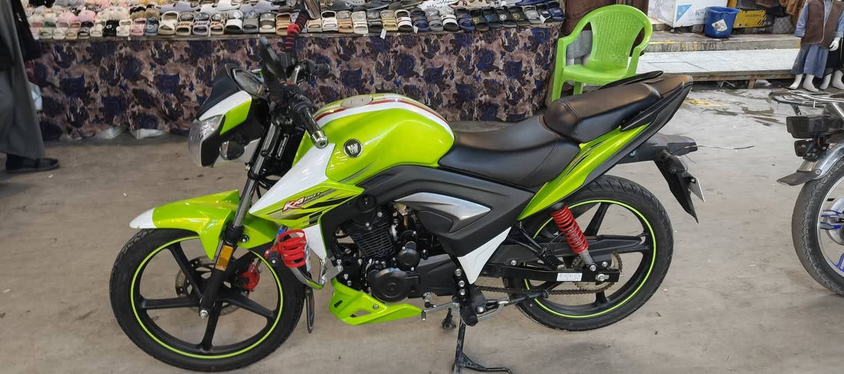 السلام عليكم هاوجي للبيع موديل 23مكمرك وكامل سعر مليونين و600 وبي مجال مكاني فلوجه ***********. ‏‪***********‬‏
