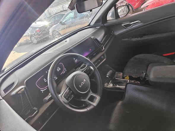 للبيع كيا سبورتج 2023 امريكي ✅

سعرها ادخل ع رابط https://t.me/carssofiraq/14907

-لون ازرق جويتي
فئة اكس لاين الفول 
4-مواصفات  
بانوراما على طول السقف 
بصمة
كشنات جلد 
شاشة متصلة 
صندوق كهرباء 
شحن وايرليس ومنافذ شحن خلفية 
رادار امامي وجانبي 
حساسات 
كرسي سائق كهرباء والكراسي الامامية تدفئة 
هاند بريك دكمة 
ترحيب عند الاقتراب وبصمة دخول ذكي 
تشغيل عن بعد 
4 انظمة قيادة
قطعتين تبريد  
فور ويل 
قيادة ذاتية ( تحديد مسار وتحديد سرعة ) 
توقف ذاتي 
اشاير بالمري 
شاشة لمس متغيرة للتحكم بالميديا والتبريد 
تحكمات فول بالستيرن وبعد بيهة مواصفات 
5- الضرر : داعمية فقط وبارد بالجاملغ والبنيد بي عكفه صغيره ونصبغ ع كده فقط غير هذا ماكو 
6- جميع الايرباكات سليمة 
7 - سيارة ماشية 27 الف مرقم بغداد 
مكان السيارة بغداد القاهرة
للتواصل ***********
.
.
🚗اعرض سيارتك ع اقوى قناة تلكرام للبيع و شراء سيارات ادخل ع رابط 
👇👇
https://t.me/carssofiraq
