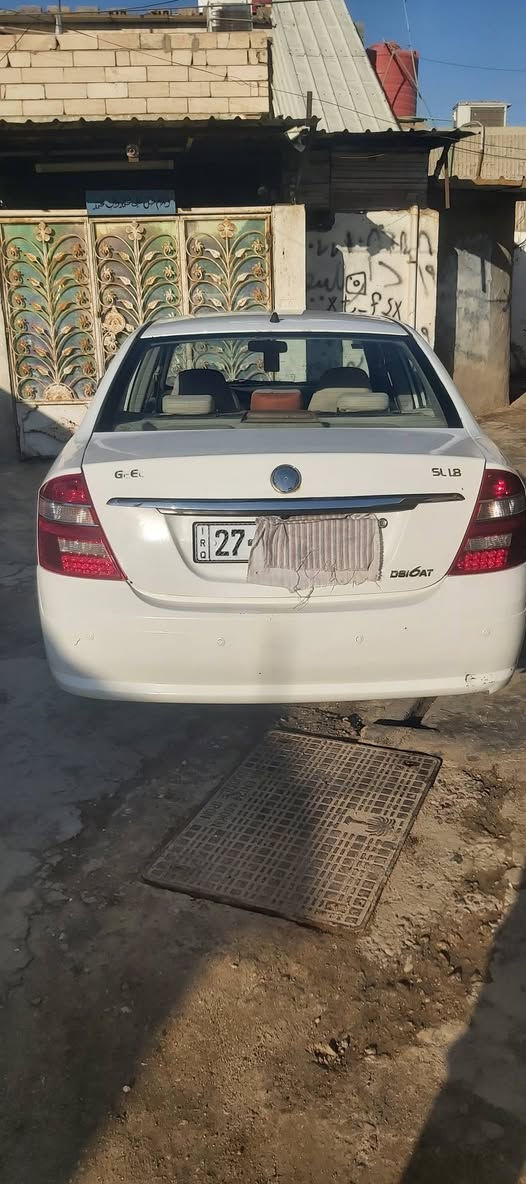 سيارة جيلي موبل 2013المكان بصرة معقل سيارة بيهة مشكله بلكهربائيات بلقاعدة بلفيوزات ابيع ع حالهة *********** البصرة, العراق
