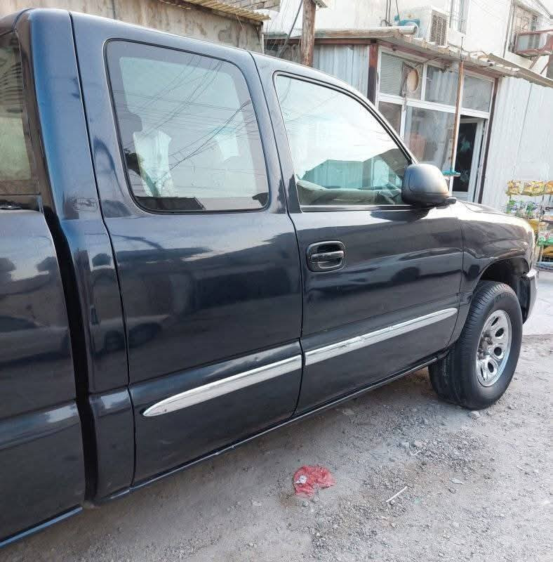 جمسي سيرا موديل ٢٠٠٦ محرك ٥٣٠٠ كير٧٠٠ 
قمارة اونص رقم بغداد مشروع وطني بسمي مصبوغة احزام بدون ضرر بيها جراد السيارة جاهزة كير محرك اكسل السعر(٩٥$) بيها مجال قليل العنوان بغداد خاص موجود


**إذا كنت صاحب هذا الإعلان وتريد حذفه لأي سبب، رجاءا أرسل رسالة إلى الدعم الفني**