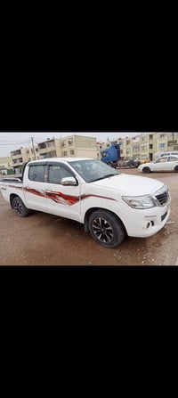 هايلكس ٢٠٠٩ • مصبوغة • كفاله