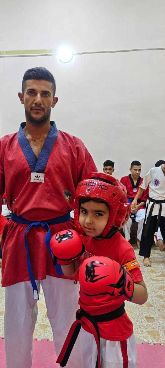 بسم الله ... 
نحو القوه نحو الاحتراف
 قاعة الصقور للفنون القتاليه حيث تبدأ الثقه وتصنع الابطال ..
لان القوه تحتاج مكان يليق بها  ..
تدريب احترافي وأجواء بطوليه بانتظاركم..
بأيام قليله في قاعة الصقور ..
يصبح التطور واضح والانجاز أقرب مما تتوقع..
للتسجيل والاستفسار ...***********
او زورونا في موقع القاعه حي 17 منتدى شباب المحاويل.. قاعة الصقور  للمدرب الدولي  ..استاذ ابراهيم الطائي حزام اسود 6 Dan
