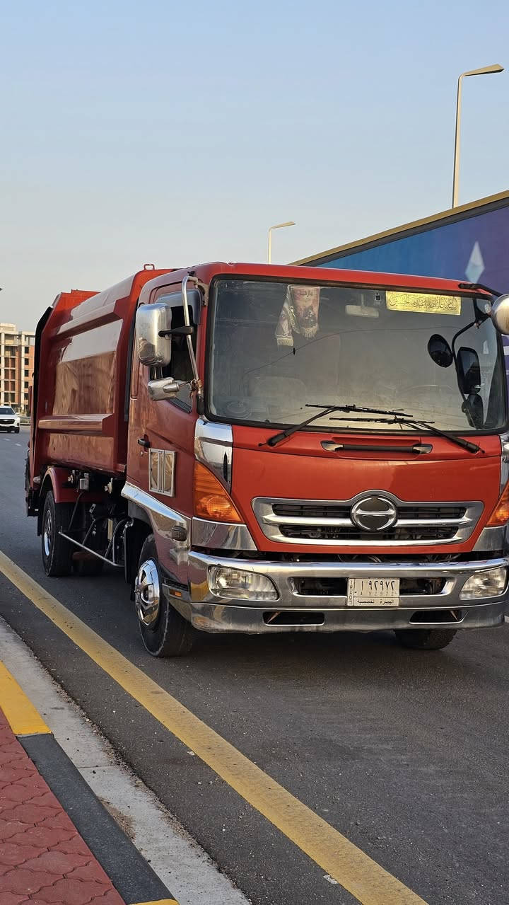 السلام عليكم هينو شيطان كابسه نفايات تخصصيه رقم بصره شرط التحويل مامشتغله فقط تحميل كراتين محرك 80 فول عادي 6سلندر 10مكعب مكفوله كفاله عامه اخت الزيروو مكاني البصره اخمس اميل  ***********
