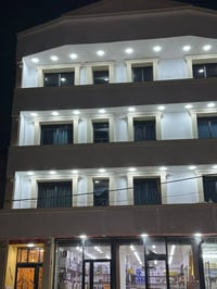 حي الحسين • مصعد • ٩٥م ٧٠م