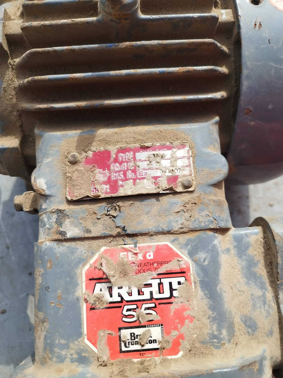 ماطورات عدد 8.  كلهن شغالات امريكي 

***********
