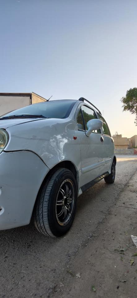 السلام عليكم 
QQ موديل 2013 
مكينه 4 سلندر 
رقم انگليزي جديد بأسمي
هزه جديده شرط تحويل ثاني يوم 
گير ومكينه وتبريد وتدفئه وصدر تخم تاير كله جديد مكفوله كفاله عامه گشرهه نضيف ويل كب نجمه ومسجل شغال دوشمه وياهه ما شادهه
السعر 31 وبيهه  مجال
*********** متوفر واتساب
