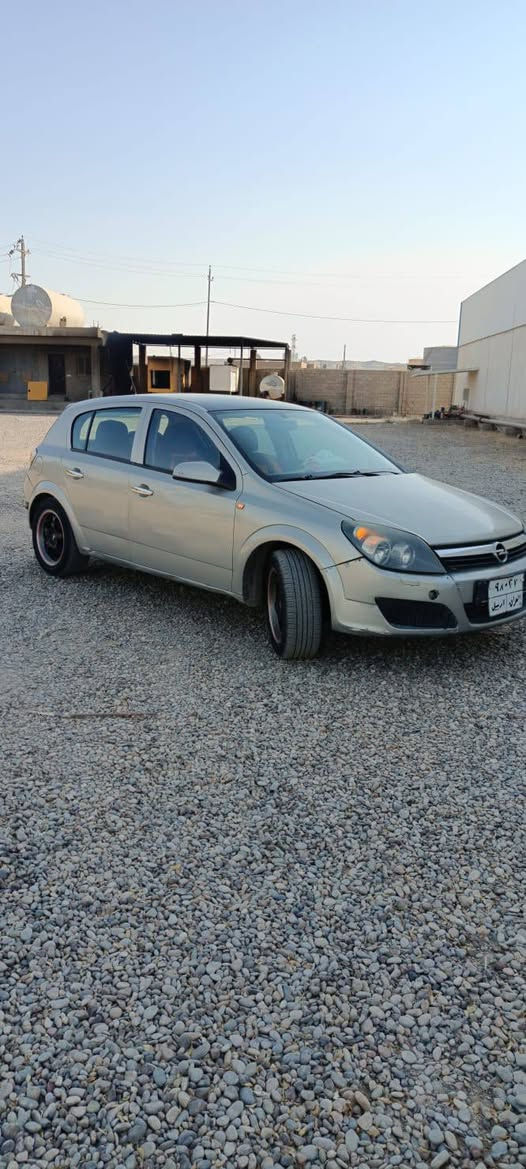 سلام عليكم اخوان سيارة اوبل استرا موديل 2006 رقم اربيل محرك 18 سيارة جاهز هزة براد جديد سيارة بدون حادث صبغ حزام للجمالية سعر 40 بي مجال قليل للطيبين 
***********
*********** واتساب كركوك, العراق
