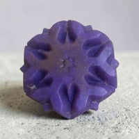 صابون طبيعي • زيوت وأعشاب • سيروم