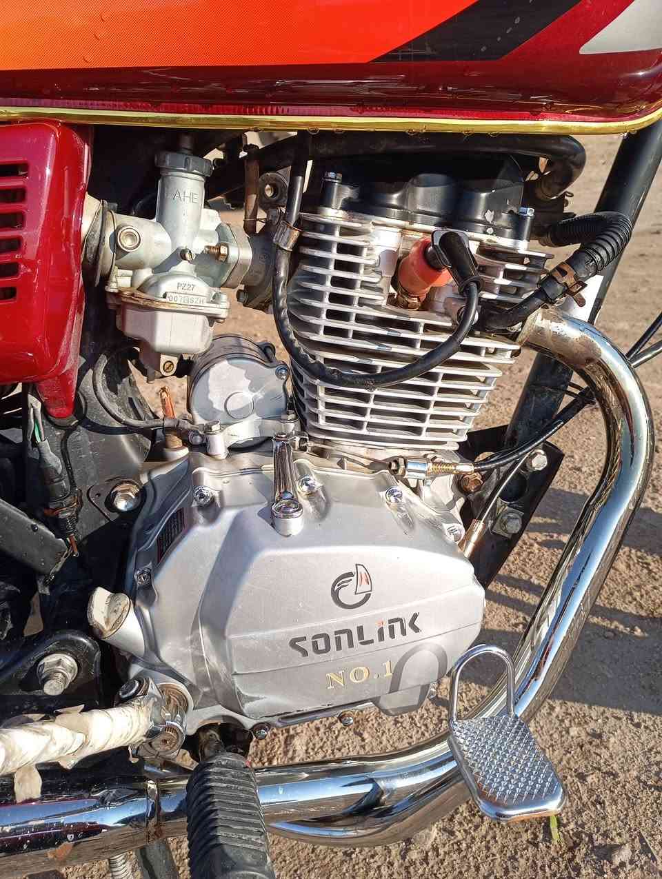 السلام عليكم اخوان دراجه سيفان للبيع اوراق اصولي كفاله عامه السعر650 وبيها مجال مكاني بابل نيل تواصل
 ***********
*********** هذه بي واتساب
