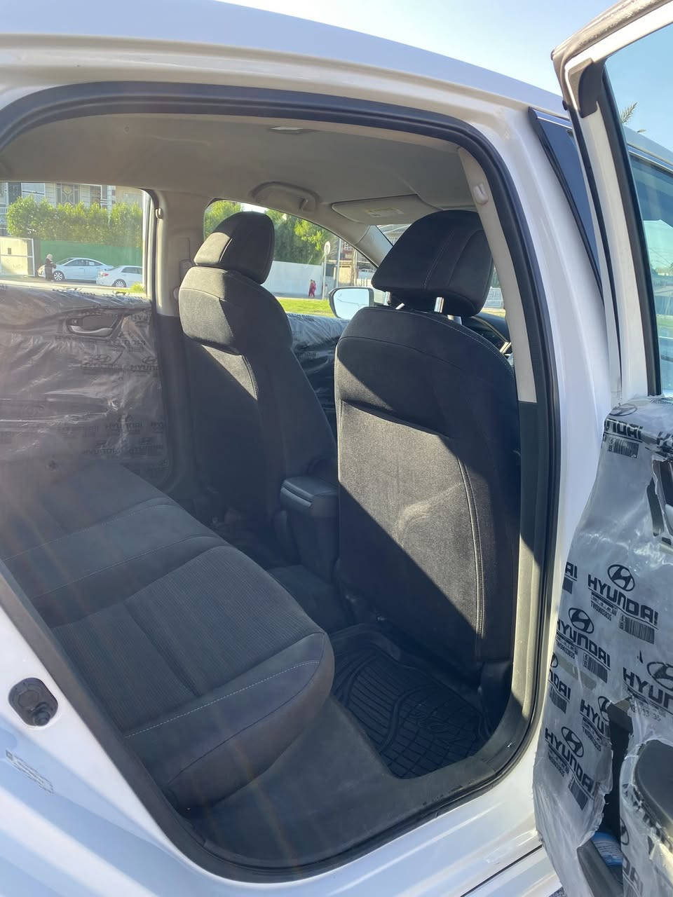 السلام عليكم للبيع هوندا انسايت 2022
محركها 1500cc هايبرد

بصمه تشغيل تشغيل عن بعد 

بصمه ابواب حساس بصمه 

تحكم ستيرن جهتين

كروس مثبت سرعه

رادار امامي

مانع تصادم

تحديد مسار

مثبت سرعه

مانع خروج من مسار

شاشة جبيره تدعم كاربلاي واندرويد اوتو

كير دكم

كير Electric

مود ev كهرباء بس

تدفئة تبريد 

كاميرا جانبية ويه الاشاره

كاميرا خلفية 

٣ وضعيات قياده 

وبعد بيها هواي مواصفات

السياره حادثها جاملغ وبنيد 

وبيها بارد بالجاملغ الخلفي 

السعر 130 وبيها مجال

مكاني الانبار فلوجه 

الاستفسار ***********
