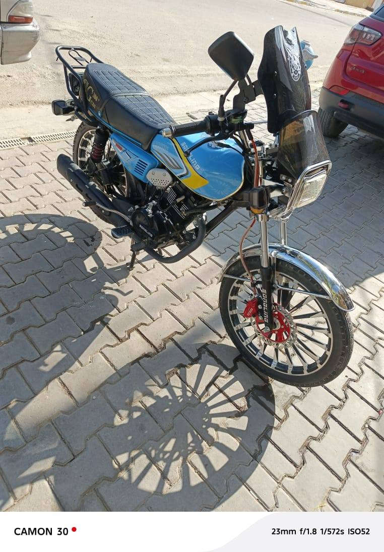 السلام عليكم دراجه سيفان محرك 200 الدراجه موديل 2026 استعمال شخصي ما مشتغله دلفري ابد السعر 850 وبيها مجال تأمرون امر *********** واتساب فقط
