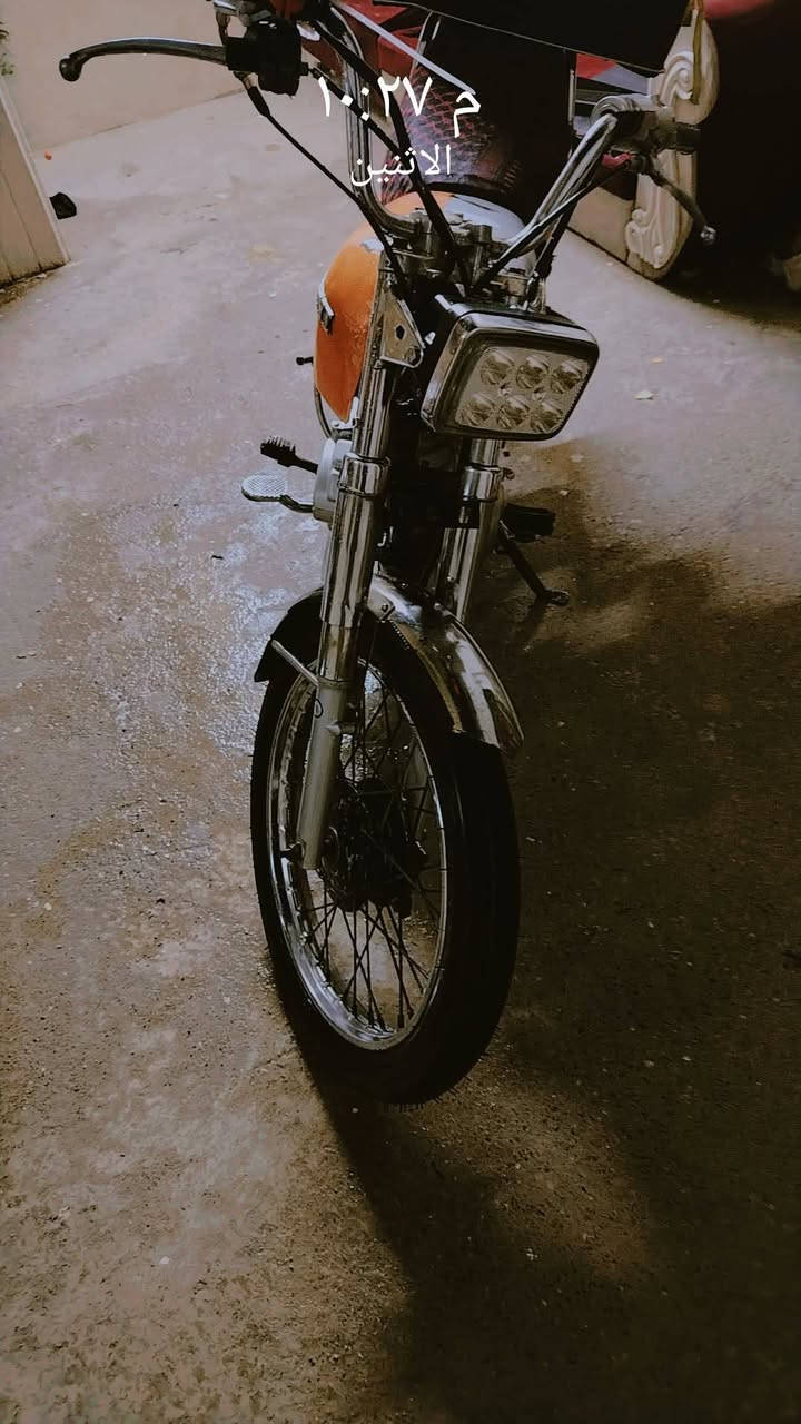 سلام عليكم ماطور بارت للبيع السعر 225 بي مجال بسيط ينقط دهن قليل من المكينه وشغال شرط هندر واحد شراي اتصل ***********
