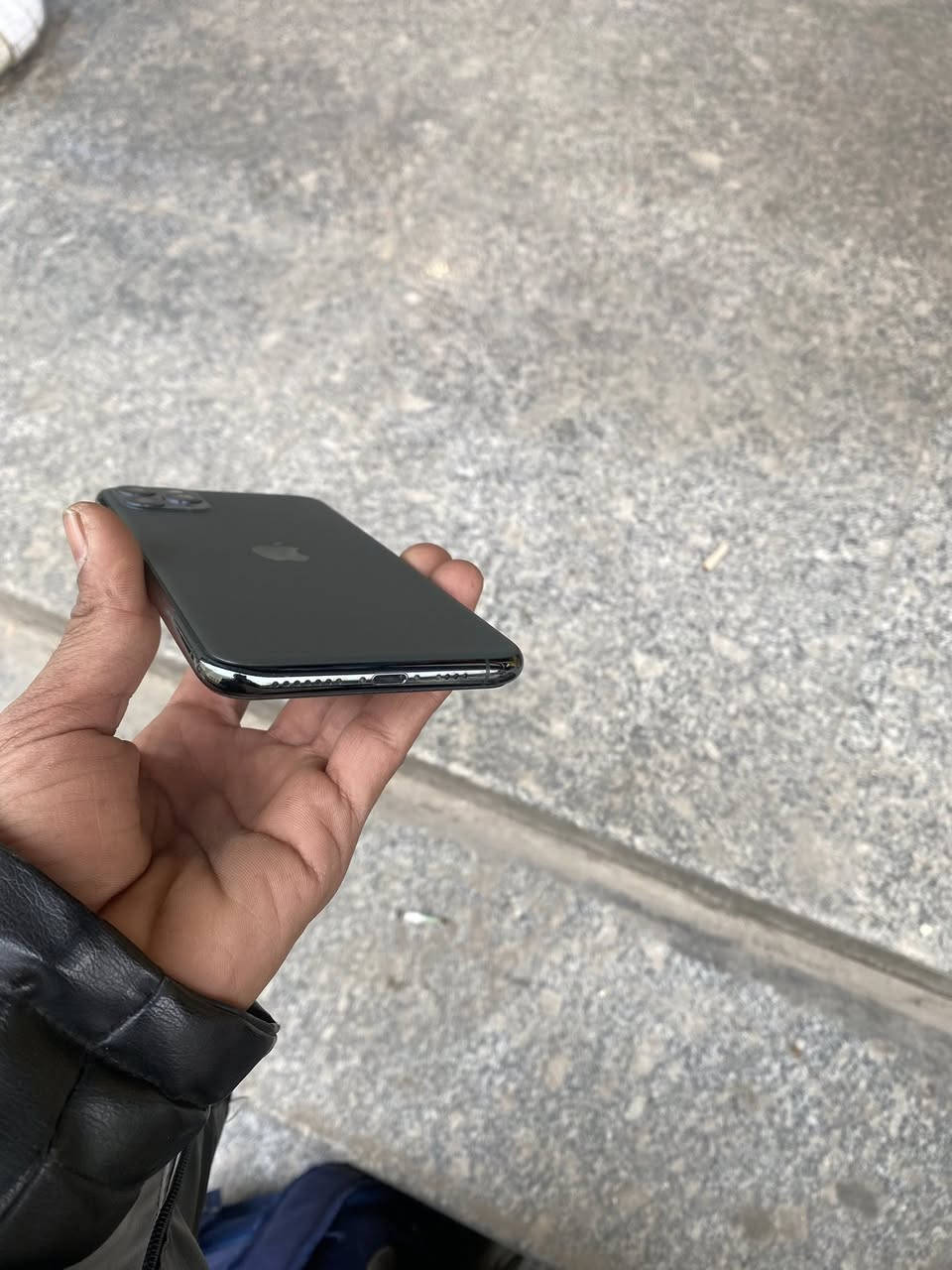 آيفون 11برو ماس دبل سيم كارت فول نضافه
اصلي مستبدل فقط بطاريه نسبتها 100

للبيع ويا فقط كارتون مكاني نجف حنون 

السعر قفل بدون عمله 340متواجد وتساب

***********
