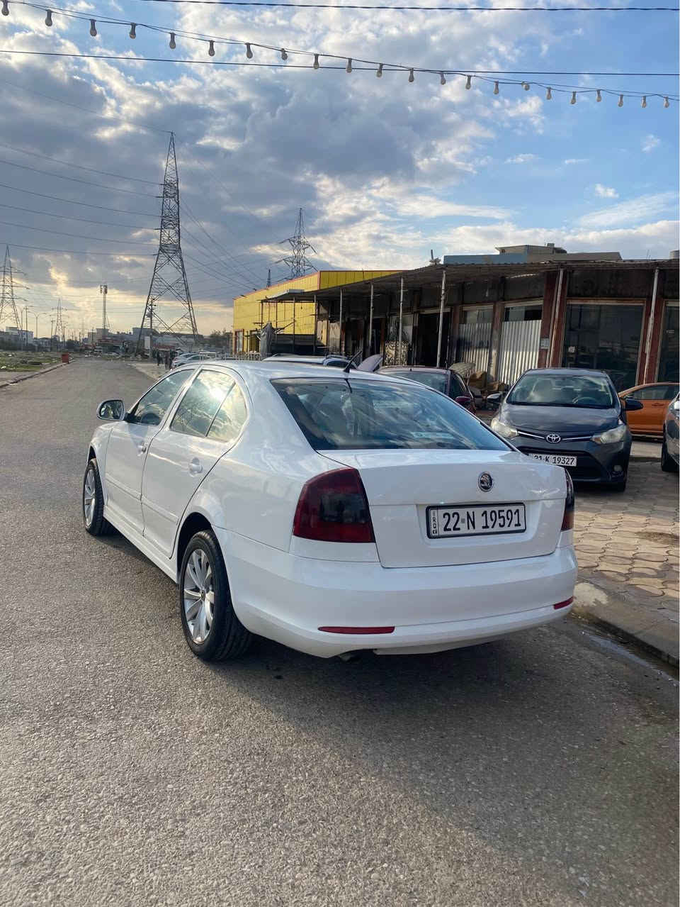 سكؤدا ٢٠١٠،گير عادى،
تكسى بوه كرايته خسوسى،ليدرانى نيه،
گير و مكينه به شةرت،رةقةم و سنوى نوى يه،
نرخ:٥٨$و مجال/ژ.م:*********** أربيل, العراق
