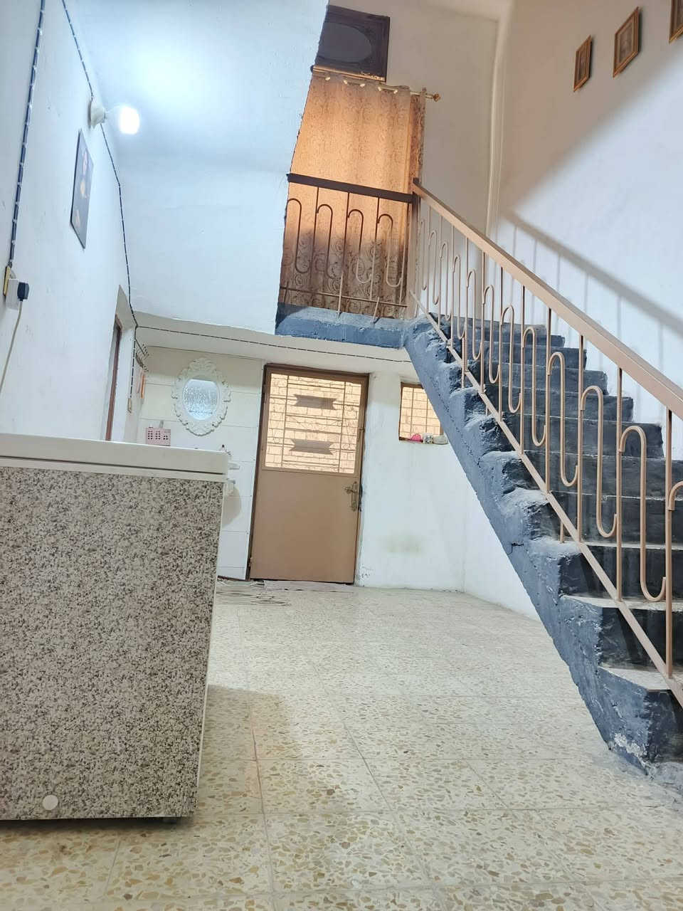 🔷 دار للبيع مع مشتمل هيكل
🔷الموقع : نادر الثانية خلف معمل النيسج مباشرةً
🔷المساحة 285 متر ، واجهة 15 متر , نزال 19 متر
🔷للأستفسار الاتصال على الرقم ☎ ***********
🔷او مراسلة الصفحة 📩
